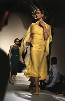 Stola: Chanel, Spring Summer Collection 1984