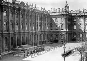 Petrograd: Changing of the guard in the Winter Palace, 1905