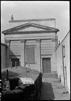 Chapel At Hull Trinity House and Statue Outside East Front