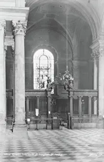 Dunstan: Chapel of St. Dunstan, St. Paul's Cathedral