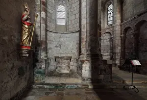 Colourless: Chapel and Thomas a Becket statue, Abbatiale Sainte-Foy