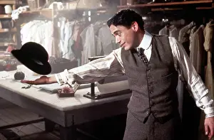 Downey: CHAPLIN