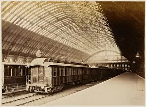 Pullman: Charing X Station