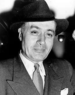 Boyer: Charles Boyer
