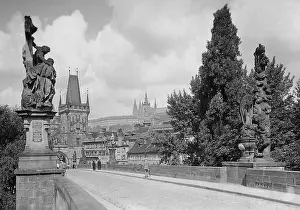 Strana: The Charles Bridge in Prague, 1936