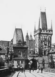 Strana: Charles Bridge in Prague