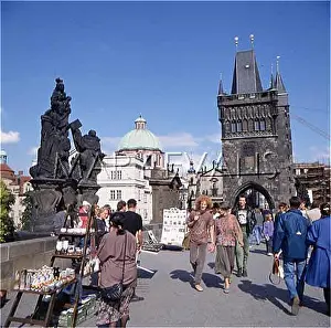 Staues: CHARLES BRIDGE/PRAGUE