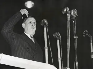 Degaulle: Charles De Gaulle speaking, ca. 1947-50. From