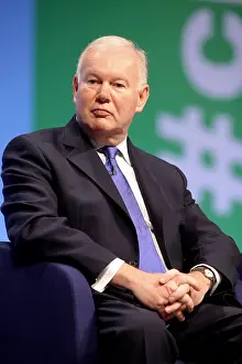 Sitzen: Charles Hendry MP