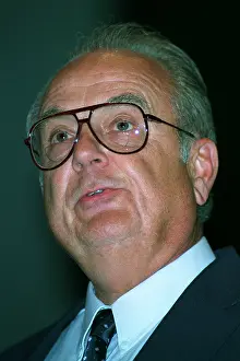 Visa: Charles Russel