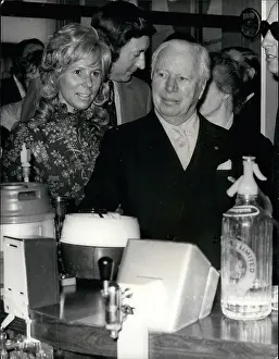 Sartain: Charlie Chaplin visits Charlie Chaplin Pub, SE London