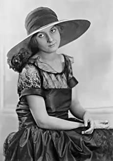 Ander: Charlotte Ander, 1922
