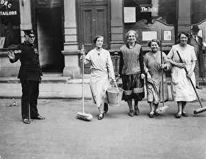 Charwoman: Charwomen
