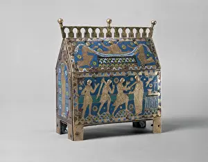 Caskets: Chasse or reliquary