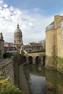 Liane: Chateau and Basilique Notre-Dame-de-l'Immaculee-Conception