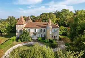 Gascony: Chateau de Castelmore, Lupiac, Gers, Occitania, France