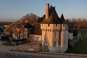 Tufa: Chateau des Ponts-de-Ce, Angers, Maine-et-Loire, France