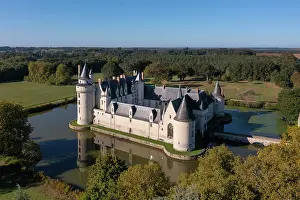 Chateaux: Chateau du Plessis-Bourre, Ecuille, Loire Valley, France
