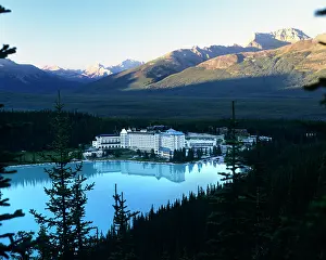 Tay001: CHATEAU LAKE LOUISE ALBERTA CANADA