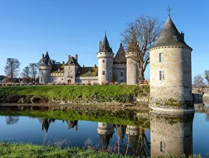 1377: Chateau de Sully-sur-Loire