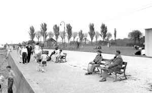 C1955: Chatham, the Promenade c1955