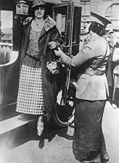Helps: Chauffeur in the USA, 1924
