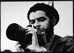 Theorist: CHE GUEVARA/1962/CAMERA