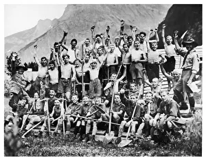 Be Prepared: Cheering boy scouts
