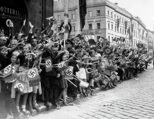 Hysteria: Cheering crowds at Hitler's and Mussolini's visit in Munich