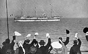Handkerchiefs: Cheering a hospital ship, World War One