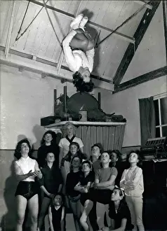 Somersault: Cheerleading - Gymnastics