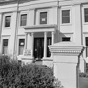 Tetrastyle: Cheltenham