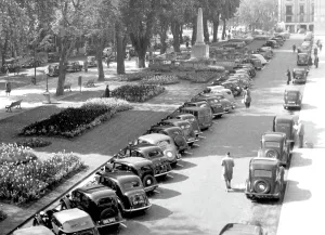 C1950: Cheltenham, Cars c1950