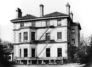 Pittville: CHELTENHAM HAUNTING
