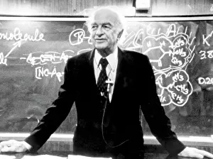 Linus: Chemist and Nobel Prize winner Linus Pauling, ?