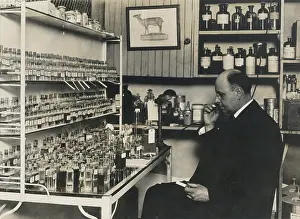 Perfumier: CHEMIST AT WORK