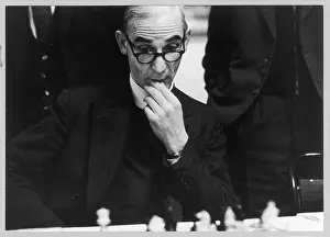 Indecisive: CHESS DECISION