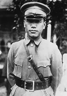 Chung: Chiang Kai-shek, 1927