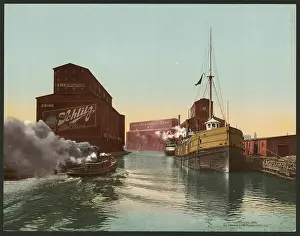 C1900: Chicago River elevators