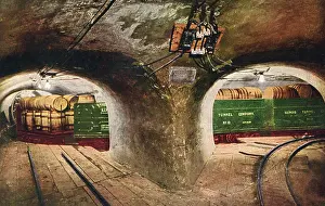 Conveys: CHICAGO TUNNELS