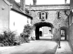 C1955: Chichester, Old Gateway c1955
