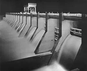 Chickamauga: Chickamauga Dam, built by the Tennessee ?