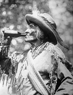 Sami: A chieftain is drinking