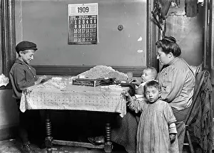 Hine: Child labor - social issues - boy - occupations
