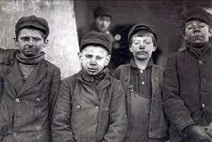 Pittston: Child laborers portrayed by Lewis Hine in ?
