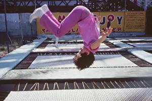 Somersault: Child - Trampoline - Flipping - Recreation