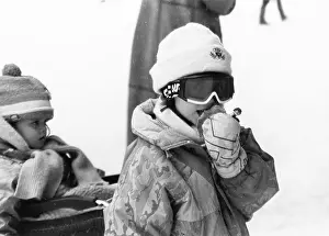 Imagno Brandstätter Images Gmbh: Child in winter clothes 1995