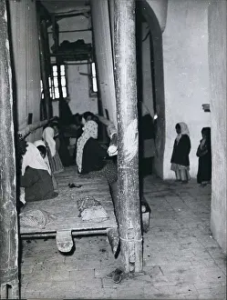 Gloriously: Child workers in a Persian factory