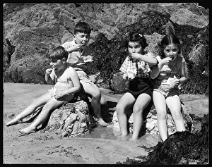 CHILDREN ON THE BEACH