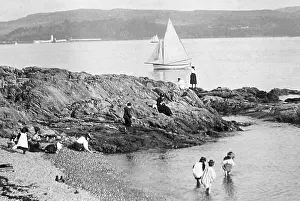 Dunoon: Children on beach, Dunoon